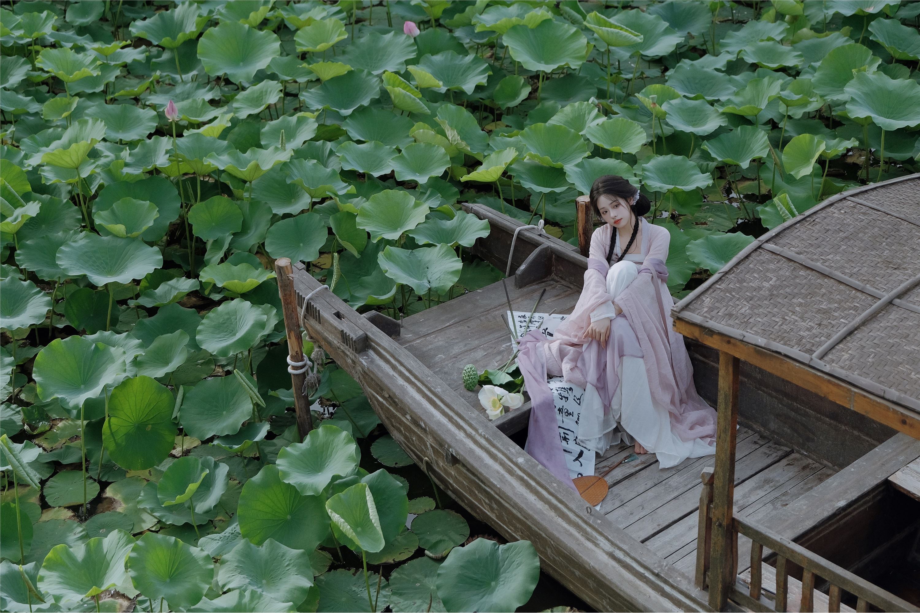 YITUYU艺图语 2025.01.20 荷 瑶瑶